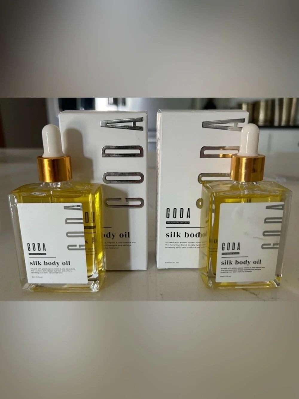 ✨2 NIB- Goda Silk Pheromone Body Oil Perfumes